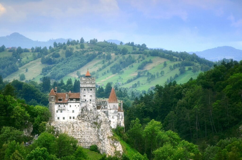landscape, castle, dracula-4042248.jpg